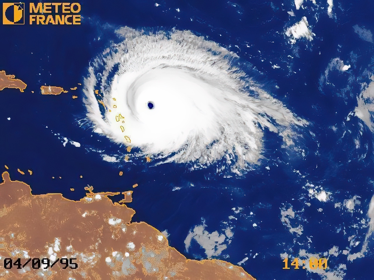 History of Saint-Martin - Sint Maarten - Hurricane Luis